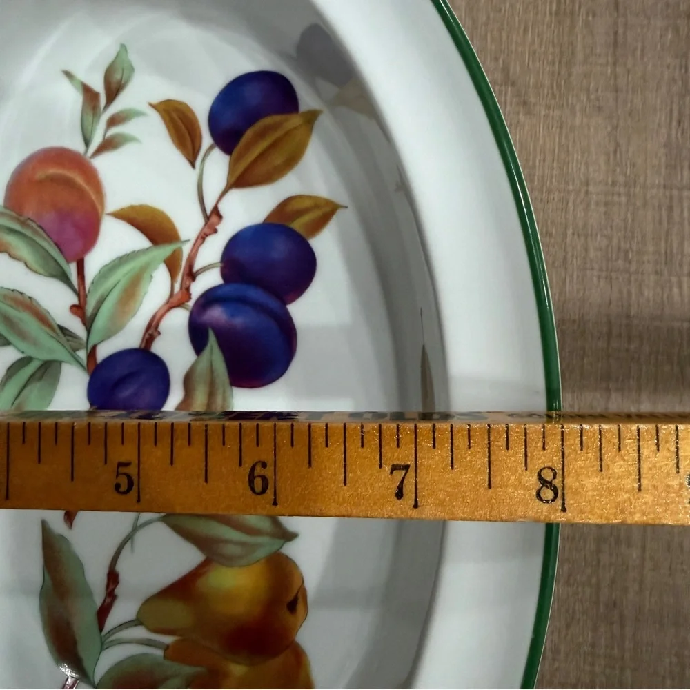 Royal Worcester 1986‎ Evesham Vale Green 11.25”Oval Baker Serve Dish Fruit Peach